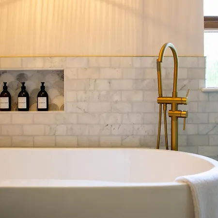 Modern Family - Gateway To Yorkshire *