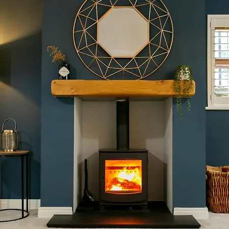 Modern Family - Gateway To Yorkshire Leeds (West Yorkshire)