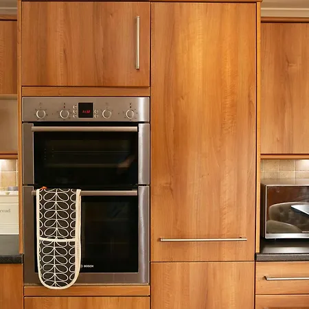 Modern Family - Gateway To Yorkshire Semesterbostad Leeds (West Yorkshire)