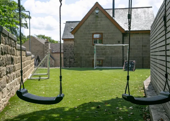 Modern Family - Gateway To Yorkshire * Leeds