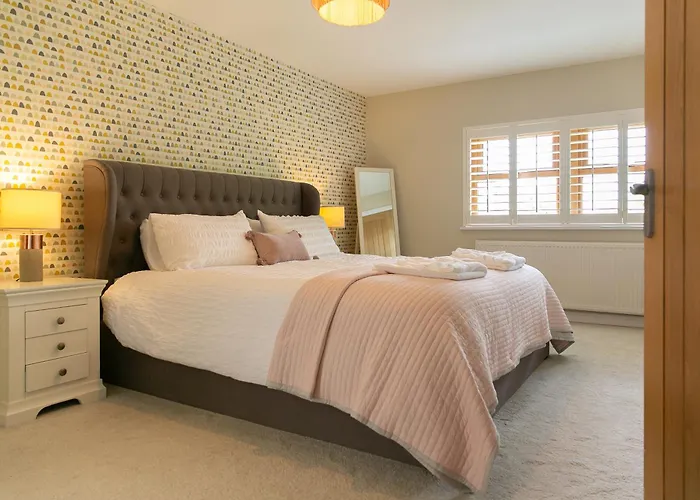 Modern Family - Gateway To Yorkshire