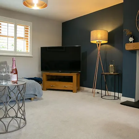 Modern Family - Gateway To Yorkshire *