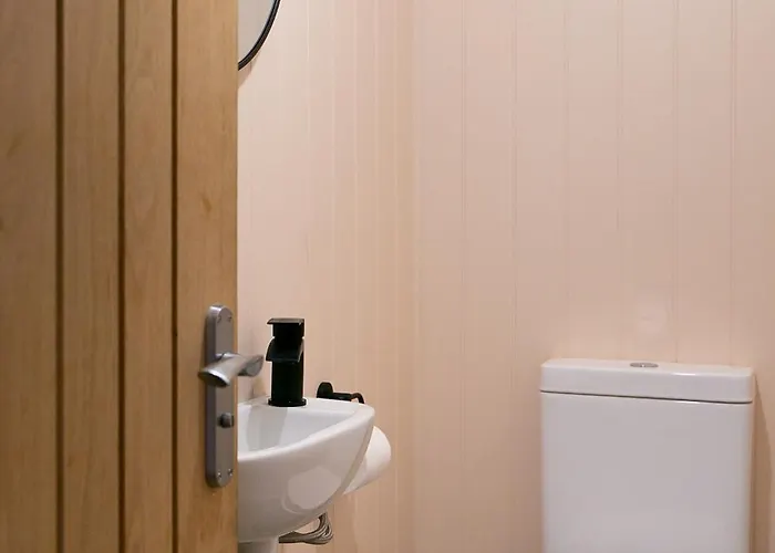 Holiday home Modern Family - Gateway To Yorkshire Leeds (West Yorkshire)