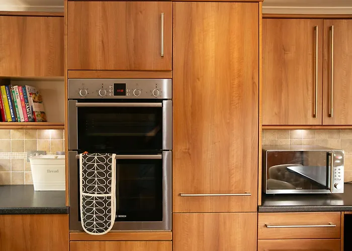 Modern Family - Gateway To Yorkshire Holiday home Leeds (West Yorkshire)