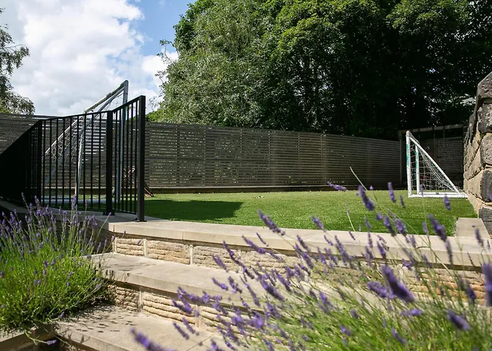 Modern Family - Gateway To Yorkshire Holiday home *